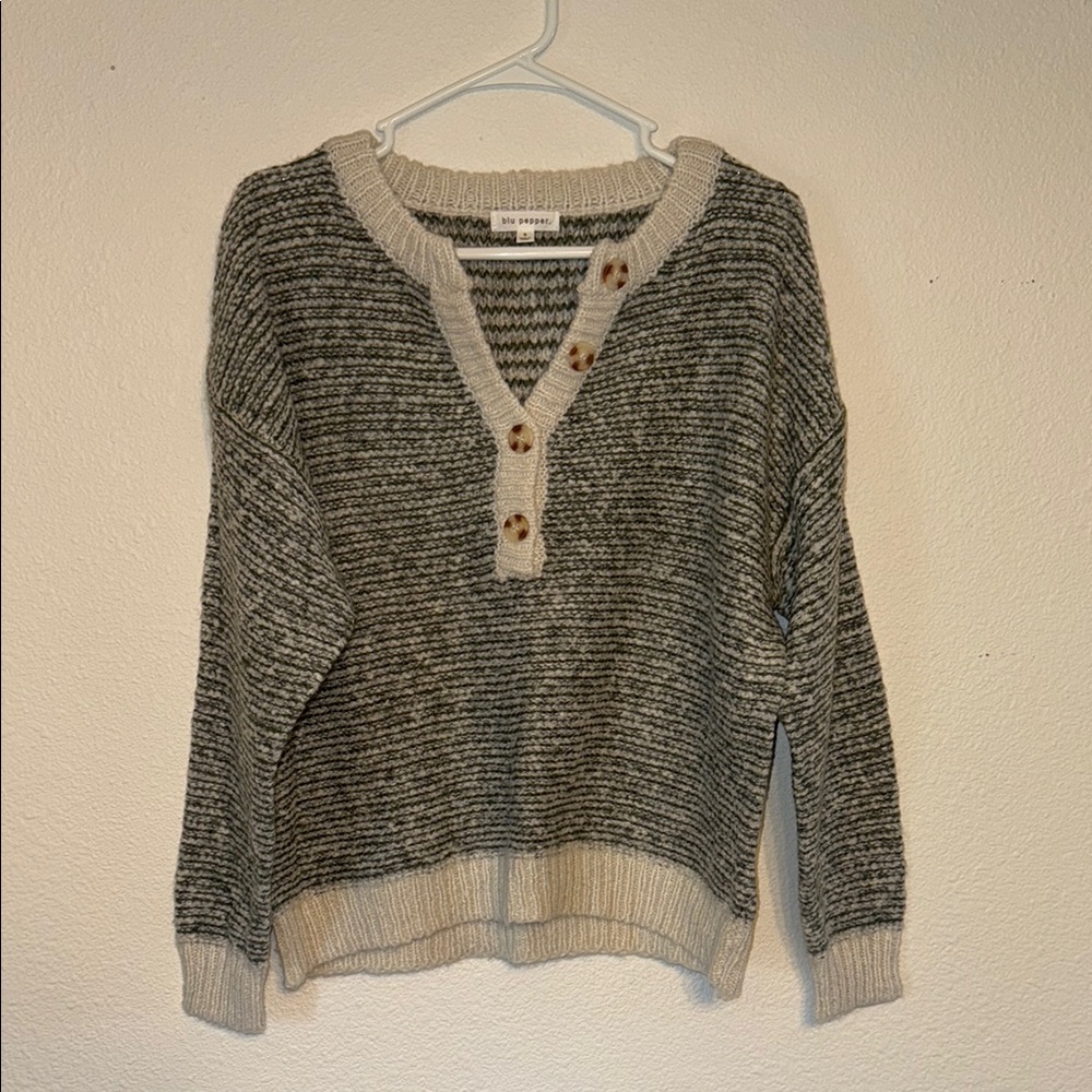 Blu Pepper V-Neck Oversized Sweater in Heathered Gray